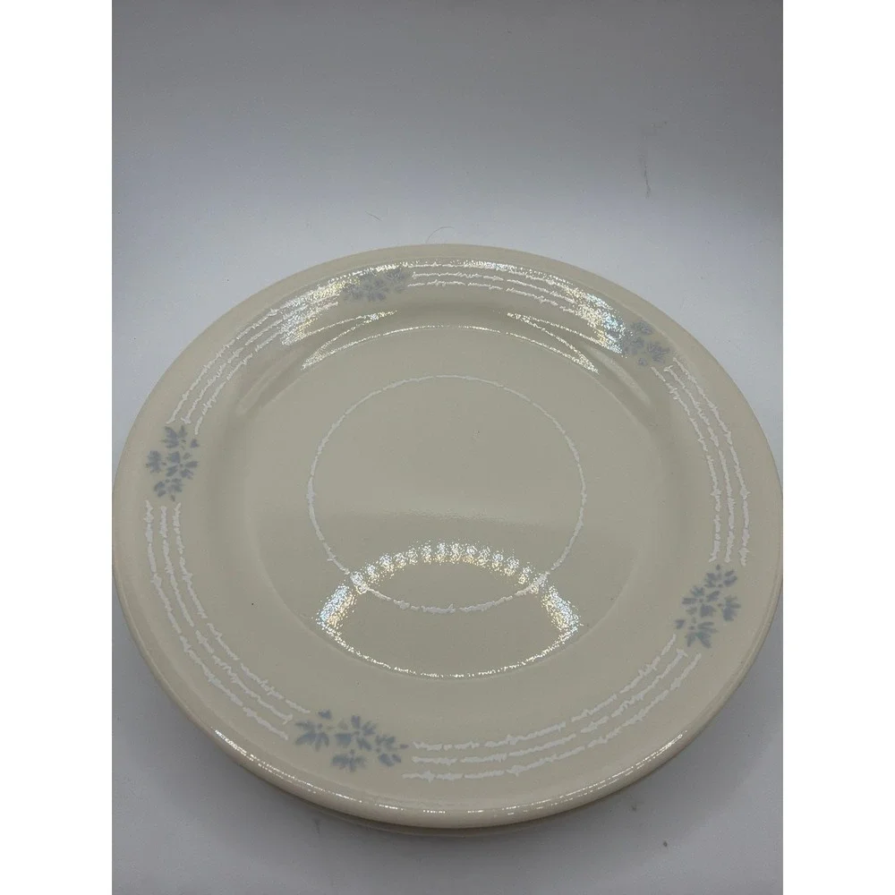 4 Corelle LACE BOUQUET 7 1/4